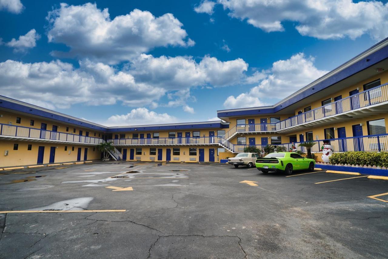 Sandals Inn Daytona Beach Extérieur photo
