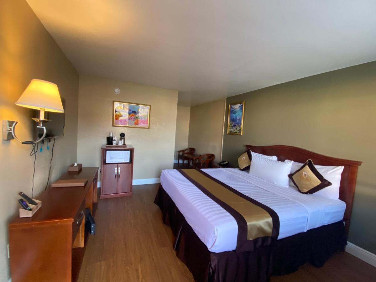 Sandals Inn Daytona Beach Extérieur photo
